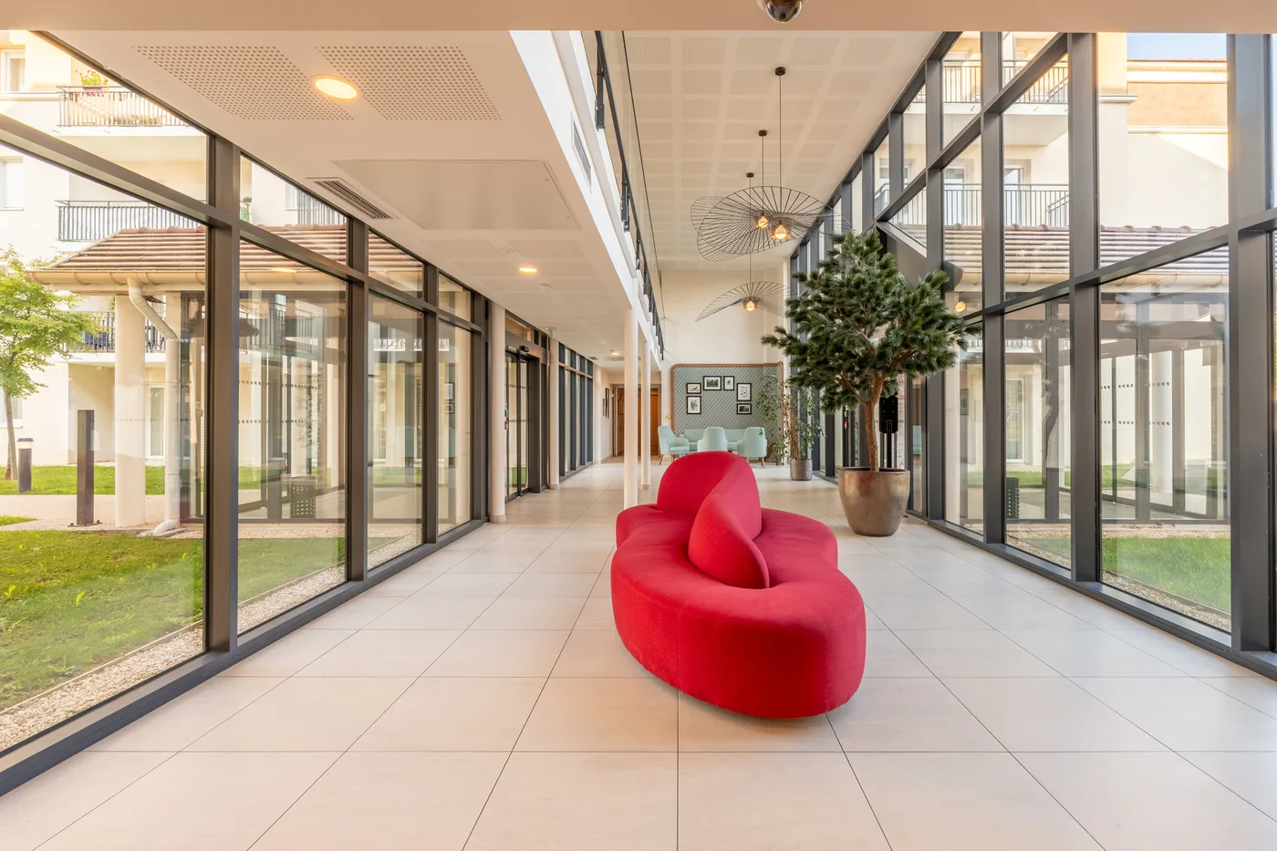 Accueil Zenitude Moissy-Cramayel — reportage hôtelier professionnel